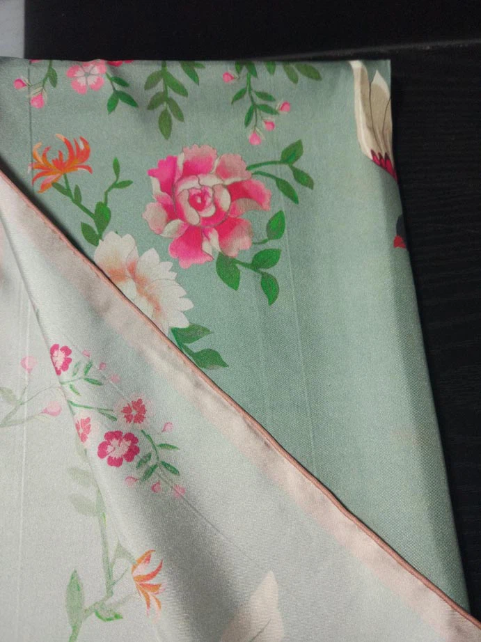 China Print Silk Scarf manufacturer